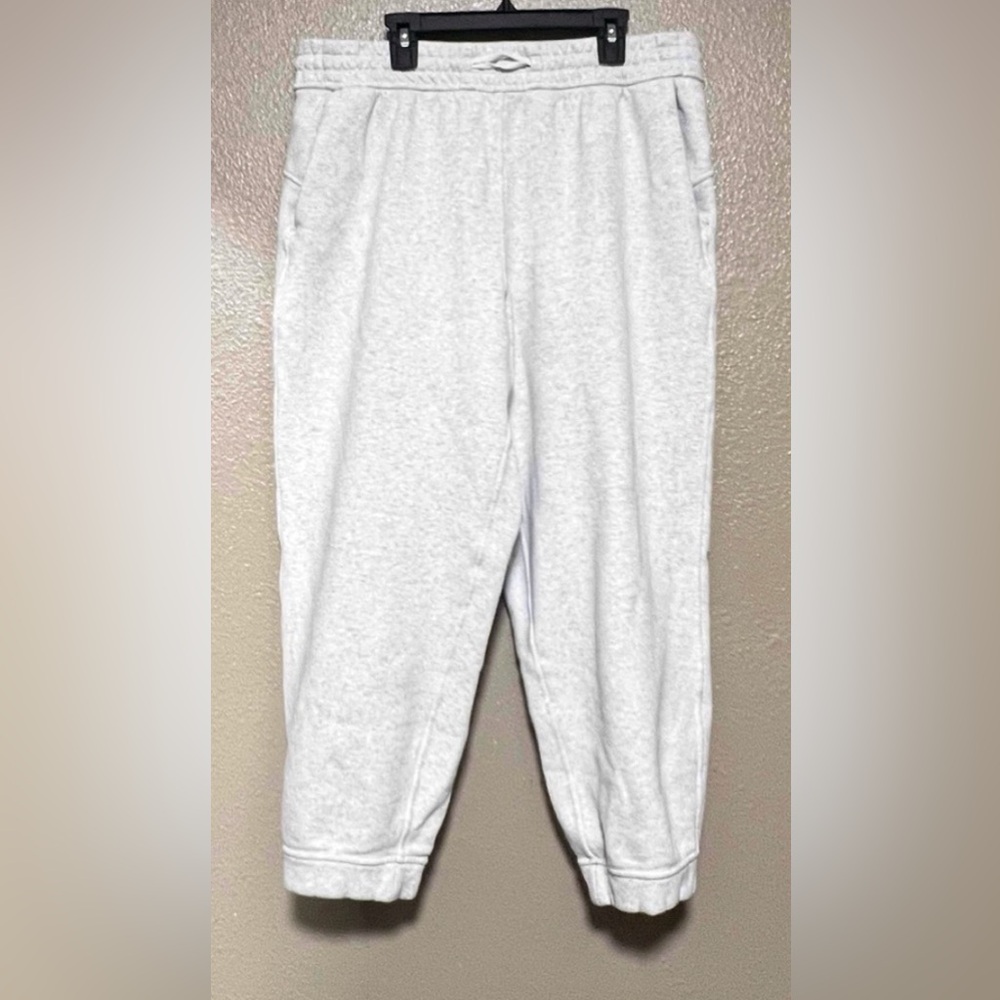 Lululemon Scuba High-Rise Cropped Joggers Activewear Yoga Workout Loungewear Gym - Picture 11 of 14